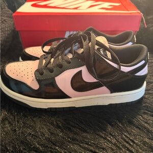 Nike Pink and Black Athletic Shoes